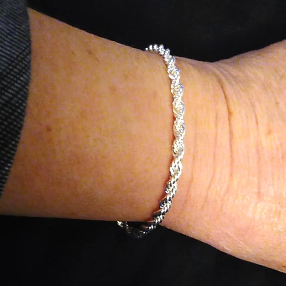 NWOT Sterling Silver Bracelet